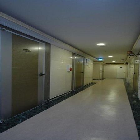 Eel Guesthouse Seoul Bagian luar foto