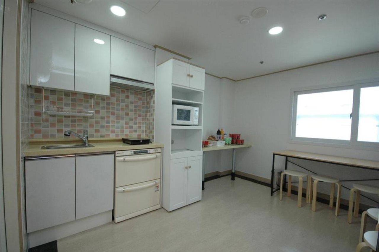 Eel Guesthouse Seoul Bagian luar foto