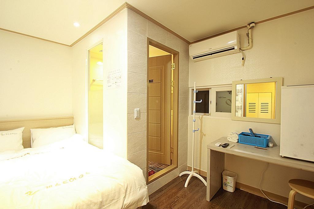 Eel Guesthouse Seoul Ruang foto