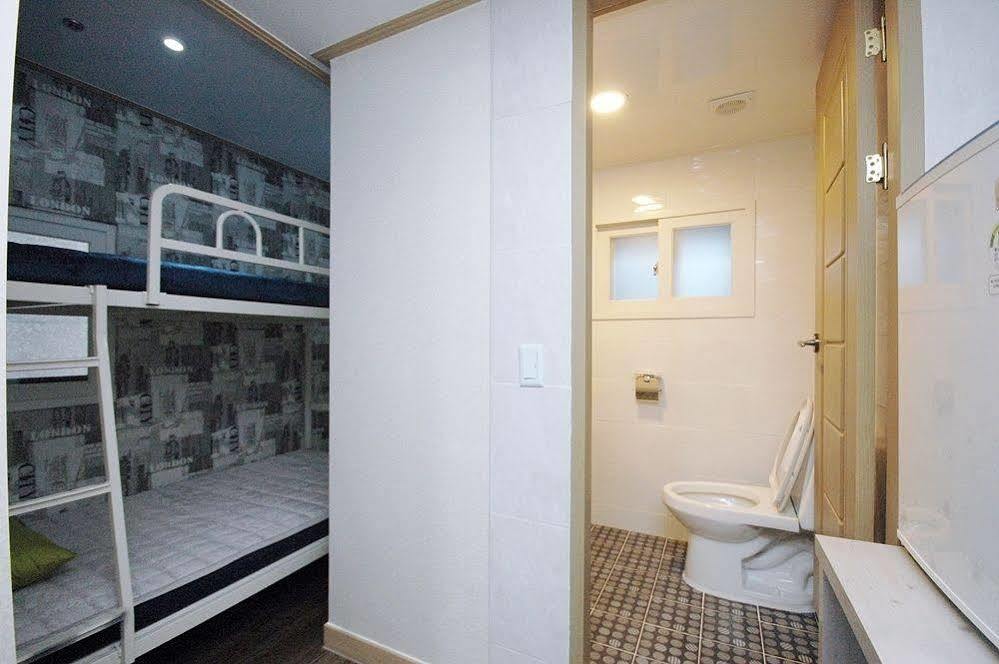 Eel Guesthouse Seoul Bagian luar foto